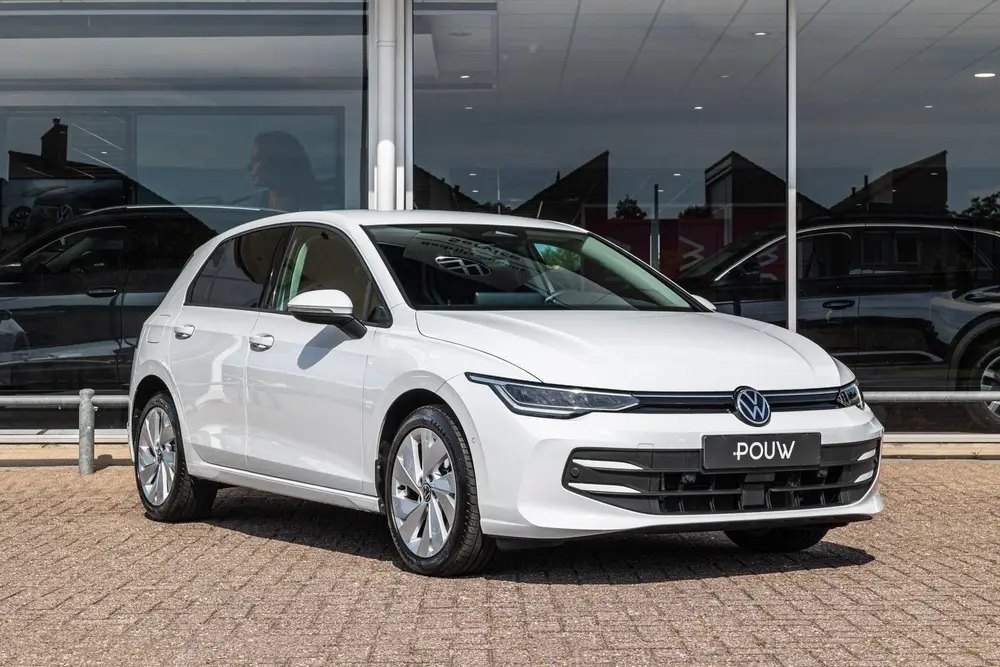 Volkswagen Golf 1.5 eHybrid 204pk Life Edition | SoH 100% | uit 2026, foto 11