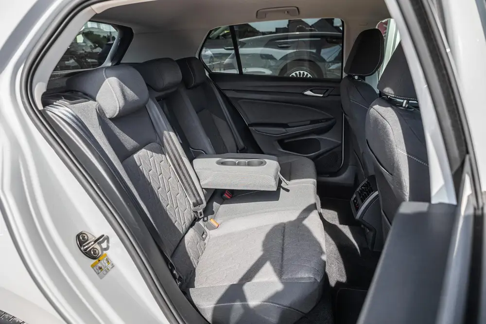 Volkswagen Golf 1.5 eHybrid 204pk Life Edition | SoH 100% | uit 2026, foto 17
