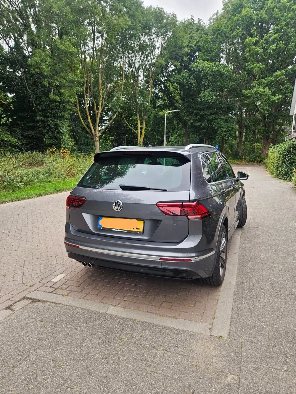 Volkswagen Tiguan R-Line 1.5 TSI Highline Business Automaat uit 2020, foto 8