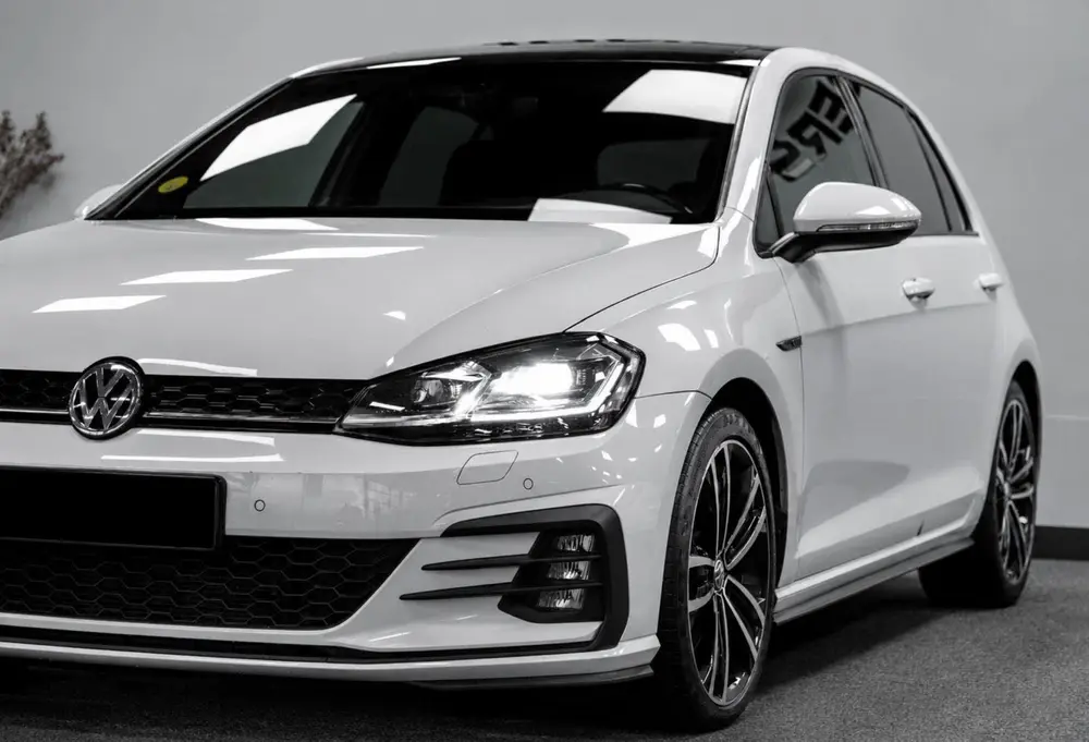 Volkswagen Golf VII Golf 2.0 TDI 184pk 5D DSG 2019 Wit uit 2019, foto 4