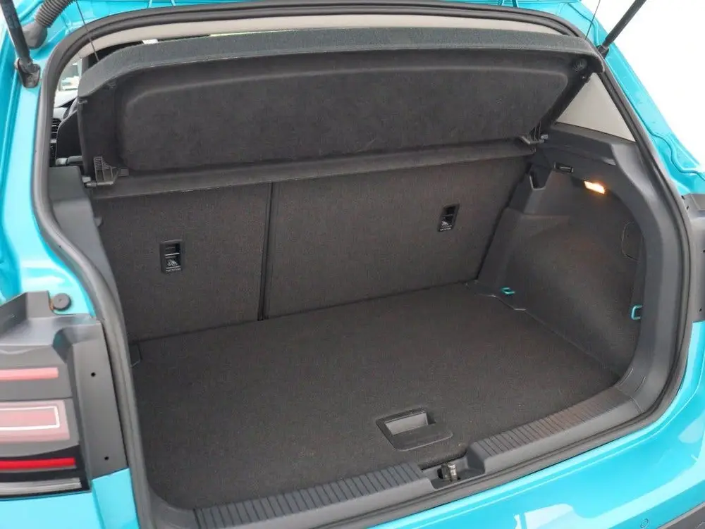 Volkswagen T-Cross 1.0 TSI Life | Trekhaak | Navi | Vierseiz uit 2020, foto 18