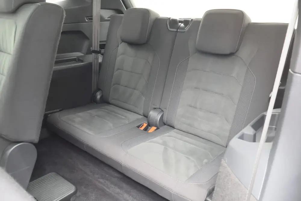 Volkswagen Tiguan Allspace 1.5 TSI DSG Highline Business R-L uit 2021, foto 16