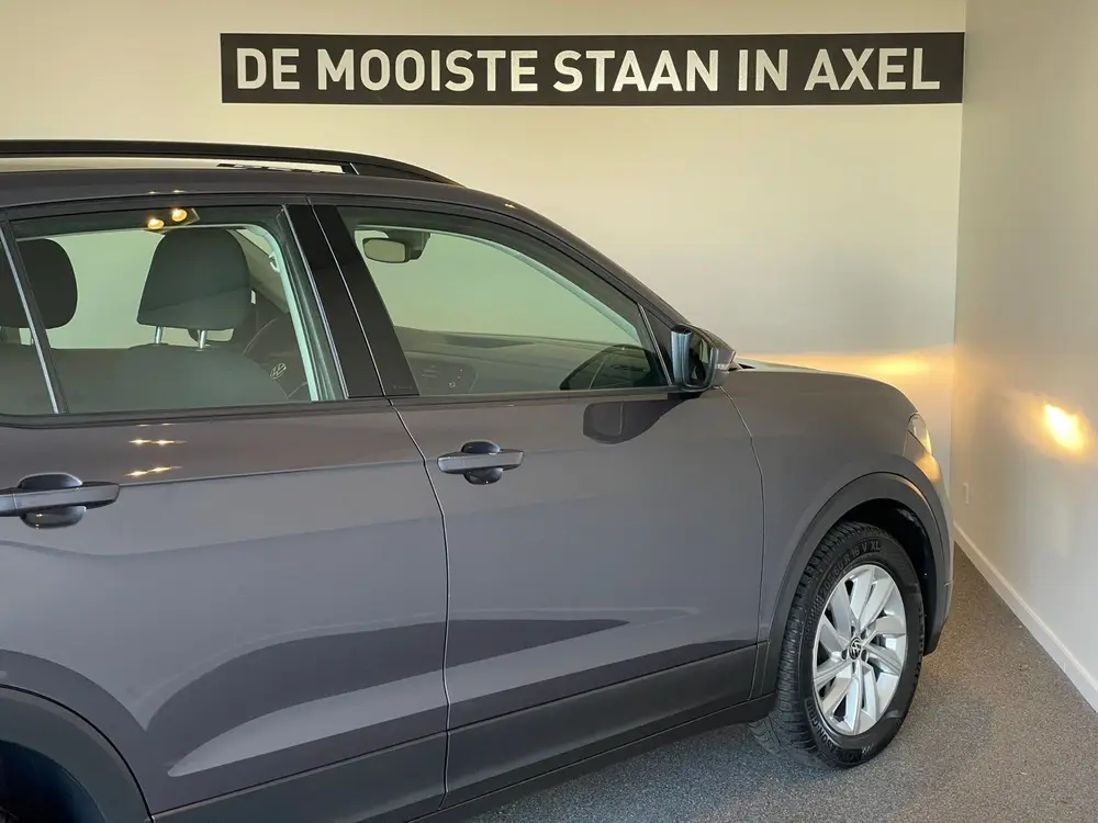 Volkswagen T-Cross 1.0 TSI Life Edition uit 2024, foto 12
