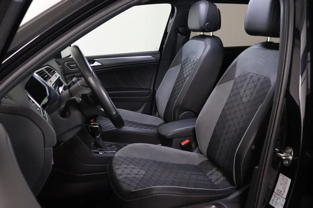 Volkswagen Tiguan Allspace 1.5 TSI R-Line Business+ 7-Persoo uit 2021, foto 4