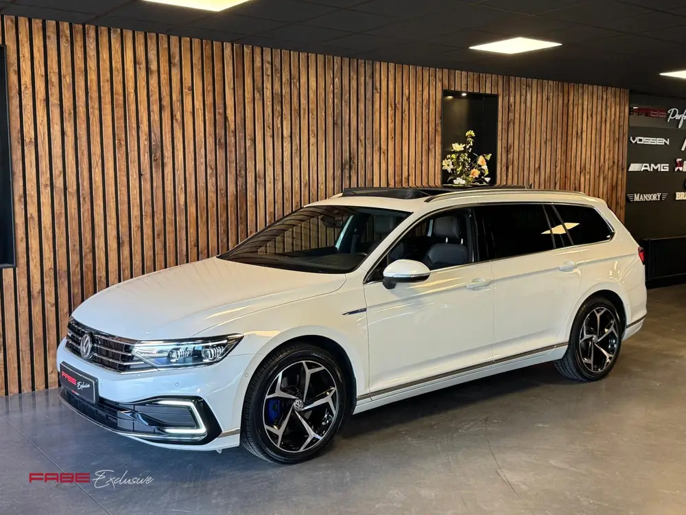 Volkswagen Passat Variant 1.4 TSI PHEV GTE Business / Memory uit 2020, foto 4