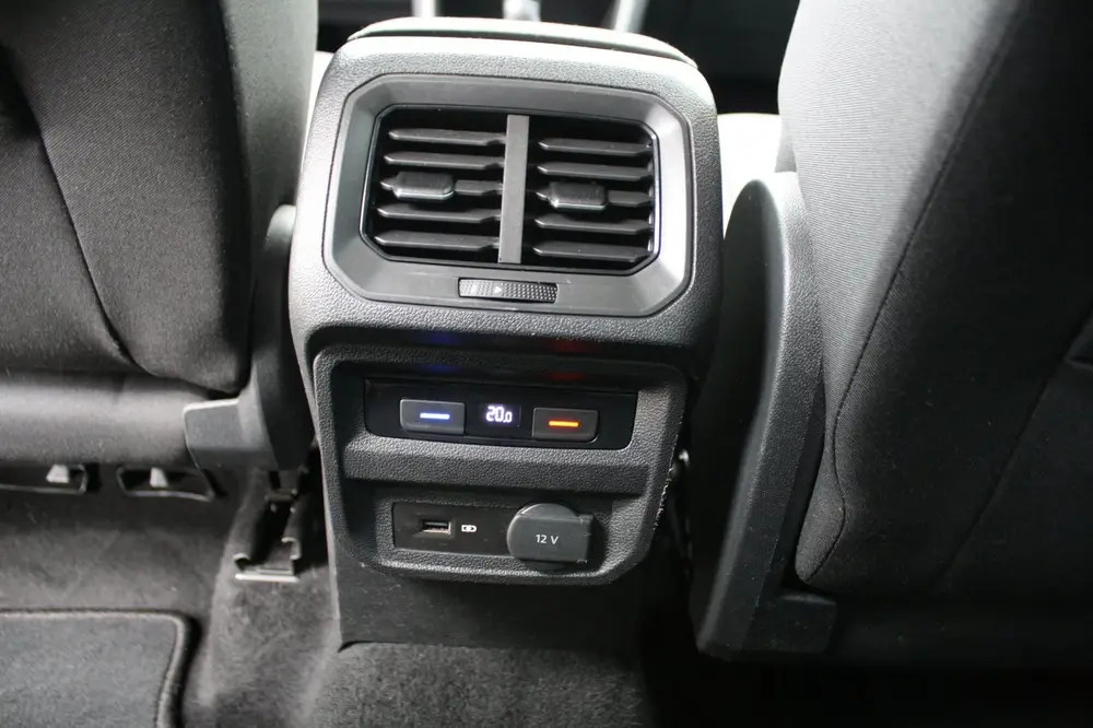 Volkswagen Tiguan 1.5 TSI ACT Comfortline Business - RIJKLAA uit 2019, foto 18