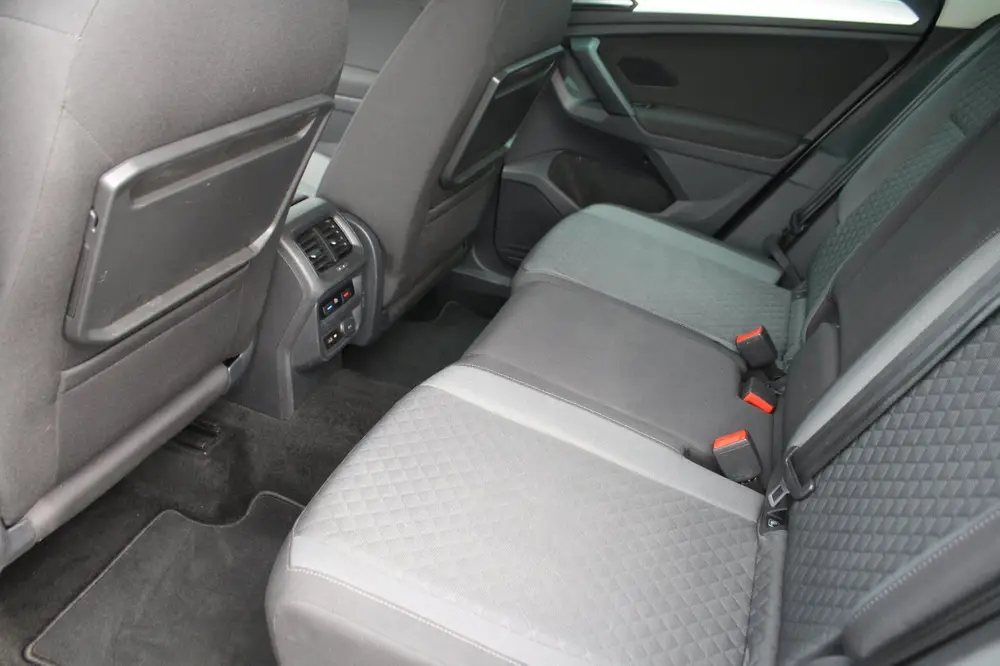 Volkswagen Tiguan 1.5 TSI ACT Comfortline Business - RIJKLAA uit 2019, foto 5