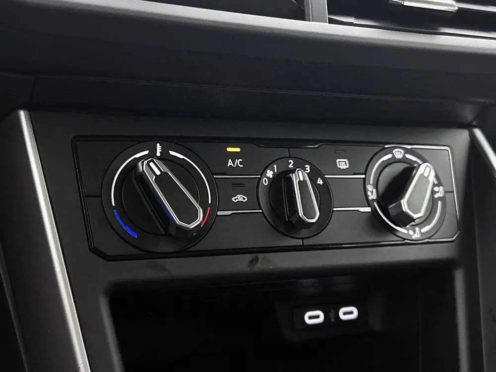 Volkswagen Taigo 1.0 TSI Life Edition | 95 PK | Digital Cock uit 2024, foto 17
