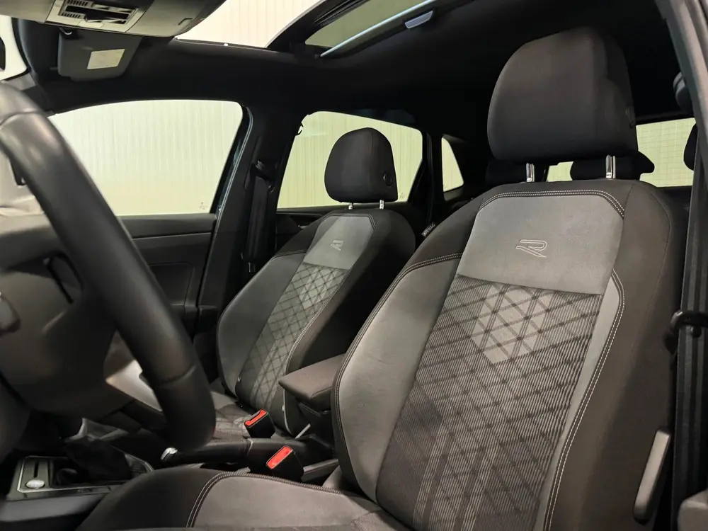 Volkswagen Polo 1.0 TSI R-Line | PANO | ACC | CAMERA | CARPL uit 2024, foto 4