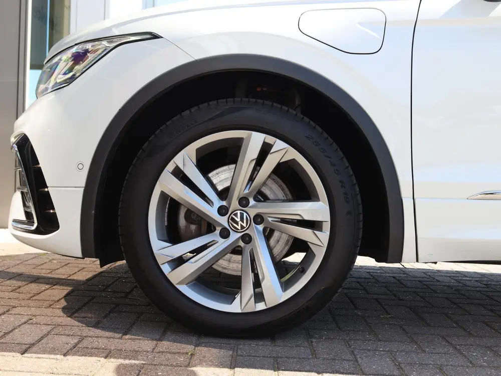 Volkswagen Tiguan 1.4 TSI 245 pk DSG eHybrid R-Line | Trekha uit 2022, foto 2