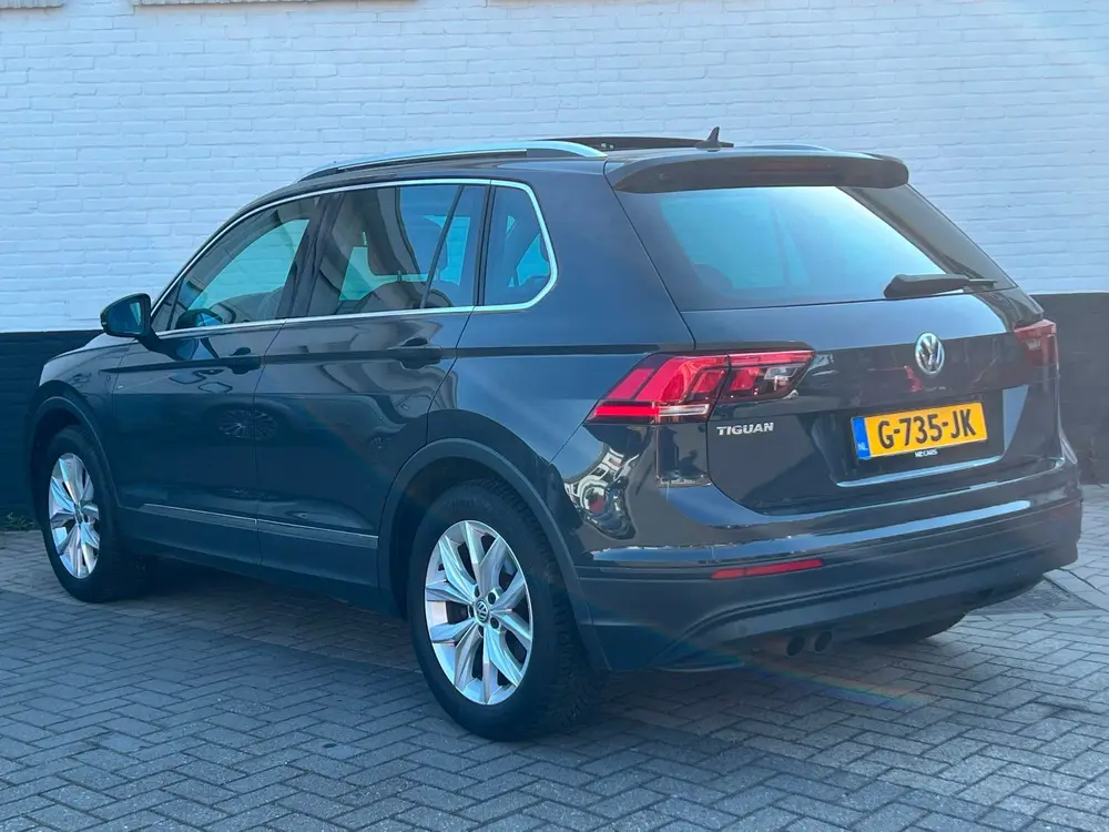 Volkswagen Tiguan 1.5 TSI ACT Highline | Pano | Trekhaak | D uit 2019, foto 3