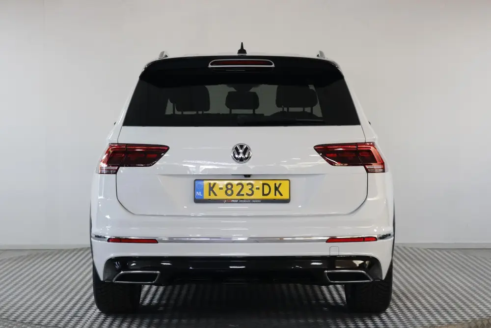 Volkswagen Tiguan Allspace 1.5 TSI Highline Business R-Line uit 2020, foto 10