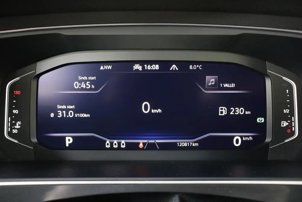 Volkswagen Tiguan Allspace 1.5 TSI Highline Business R-Line uit 2020, foto 19