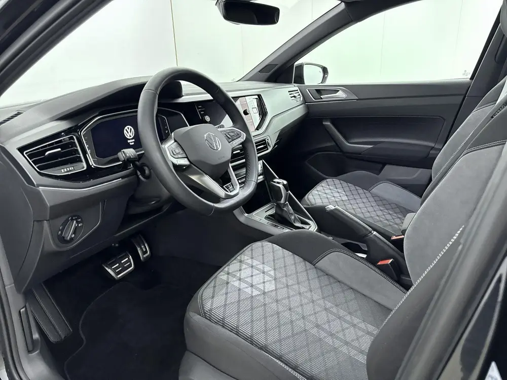 Volkswagen Polo 1.0 TSI R-Line Edition | 18 Inch Zwarte Velg uit 2025, foto 7