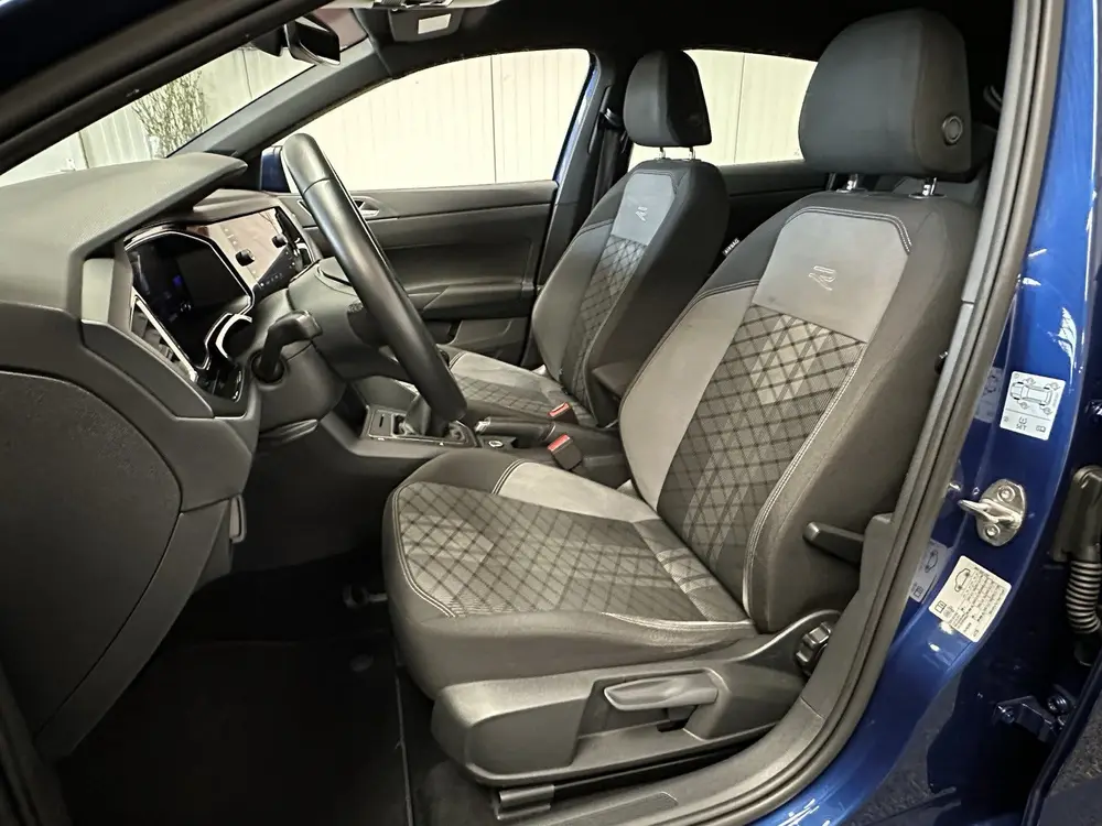 Volkswagen Taigo 1.0 TSI R-LINE EDITION VIRTUAL COCKPIT STOE uit 2023, foto 15
