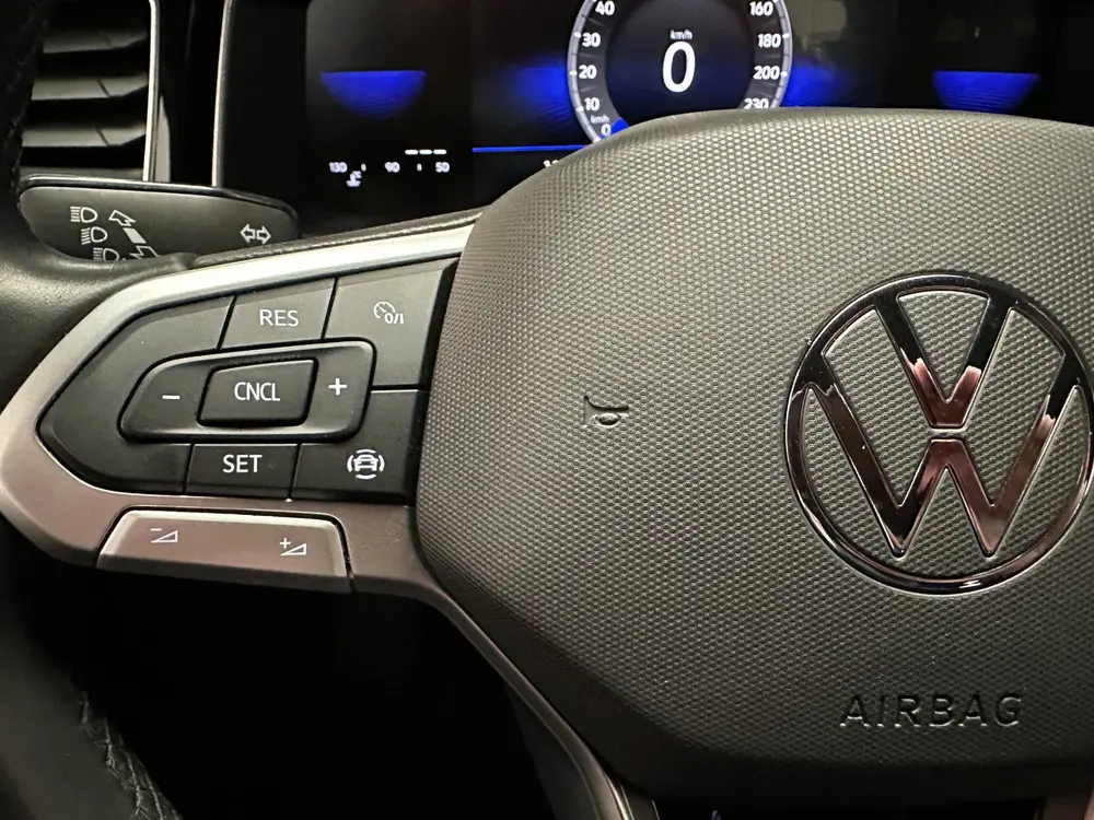 Volkswagen Taigo 1.0 TSI R-LINE EDITION VIRTUAL COCKPIT STOE uit 2023, foto 17