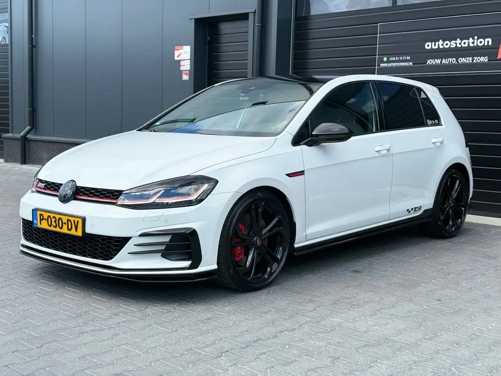 Volkswagen Golf 2.0 TSI GTI TCR uit 2019, foto 2