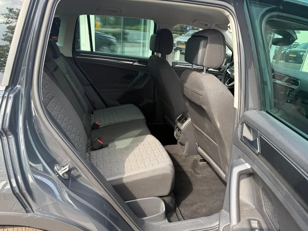 Volkswagen Tiguan 1.4 TSI eHybrid Business+ uit 2021, foto 12