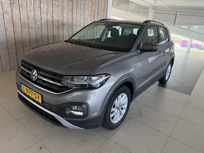 Volkswagen T-Cross 1.0 TSI Life (bj 2021) uit 2021