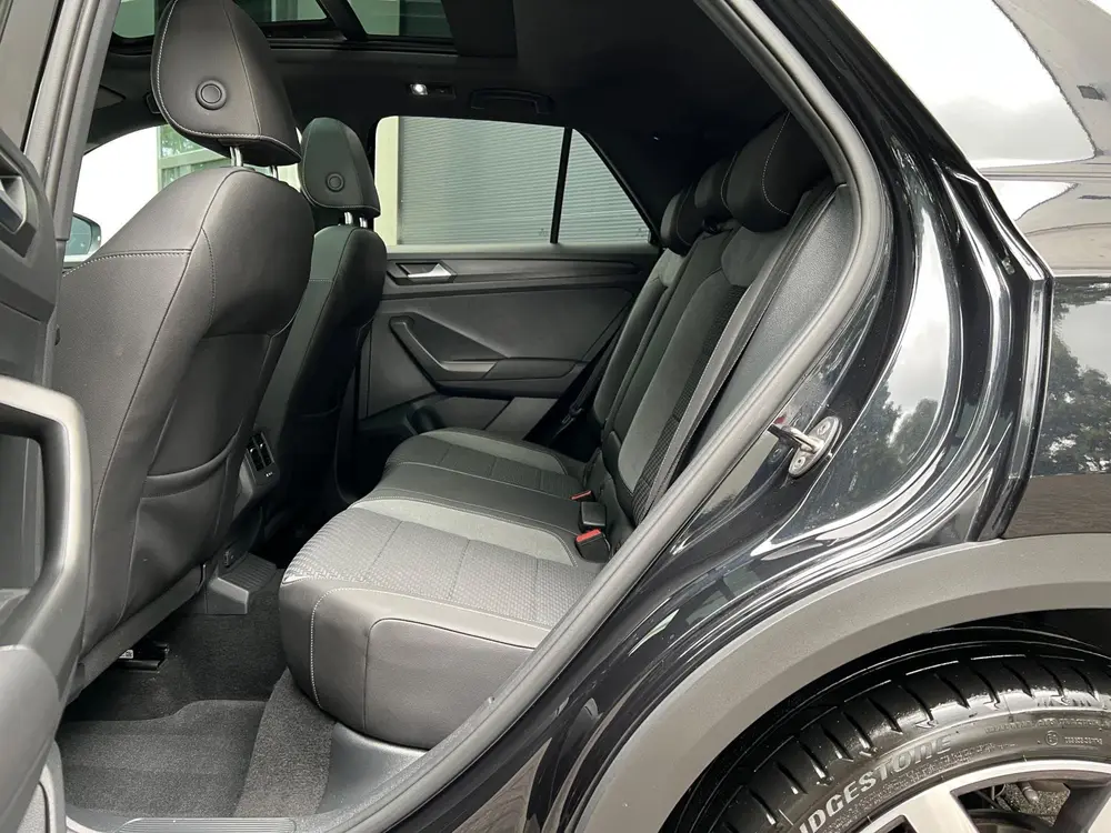 Volkswagen T-Roc 2.0 TSI 4-Motion 3x R-Line DSG Virtual/Pano uit 2019, foto 8