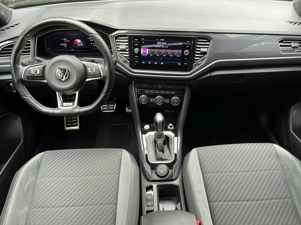 Volkswagen T-Roc 2.0 TSI 4-Motion 3x R-Line DSG Virtual/Pano uit 2019, foto 9
