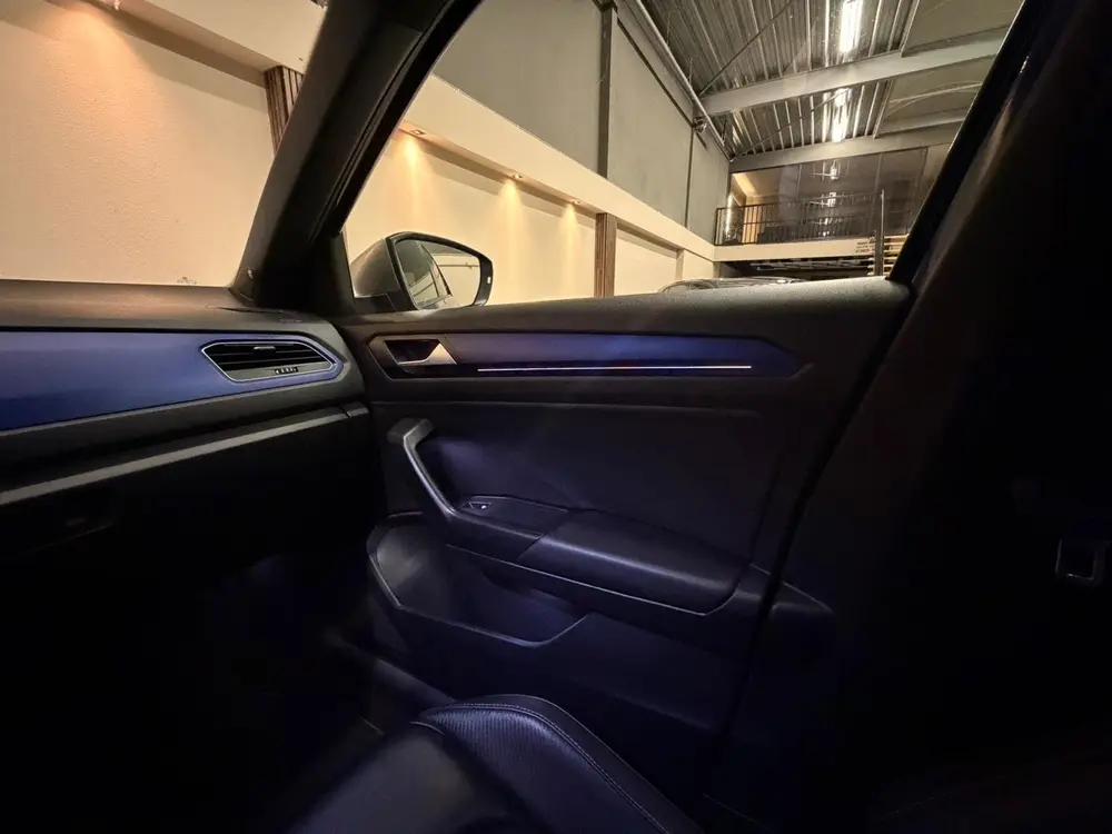 Volkswagen T-Roc 2.0 TSI 4Motion R Pano|Akra|Beats|Camera|Vo uit 2020, foto 16