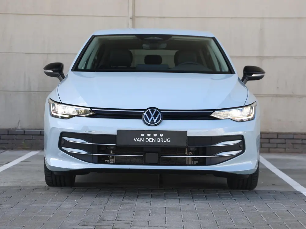 Volkswagen Golf 1.5 eHybrid Life Edition 204pk DSG | Navigat uit 2025, foto 13