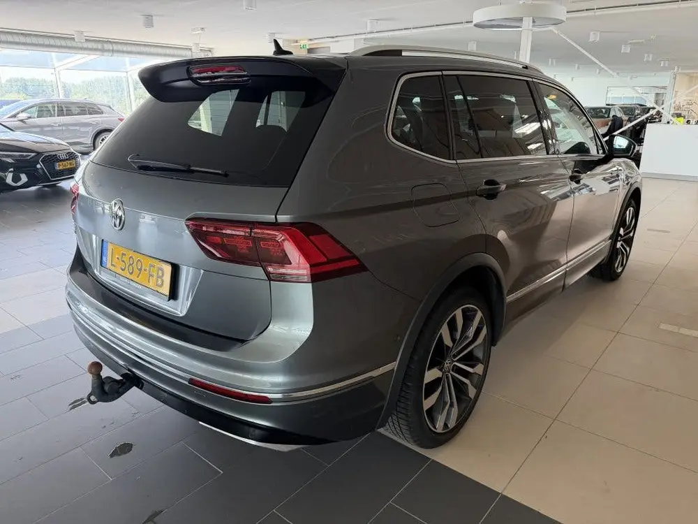 Volkswagen Tiguan Allspace 1.5 TSI Highline Business R uit 2021, foto 4