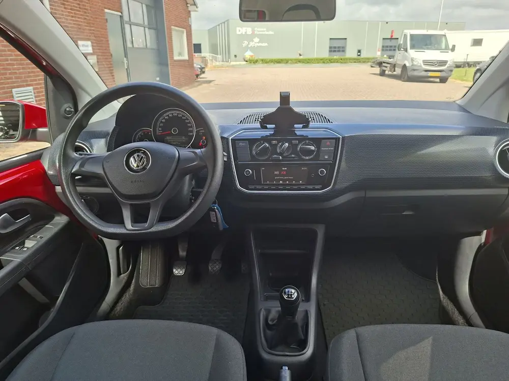 Volkswagen Up! 1.0 BMT take up!, Airco, Bluetooth Dealer oh. uit 2019, foto 13
