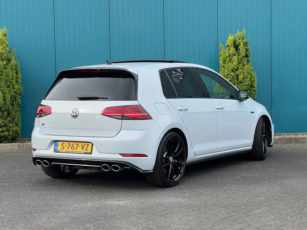 Volkswagen Golf VII Golf R 2.0 TSI 300PK 4MOTION Pano|Dynaudio|Leder uit 2019, foto 3