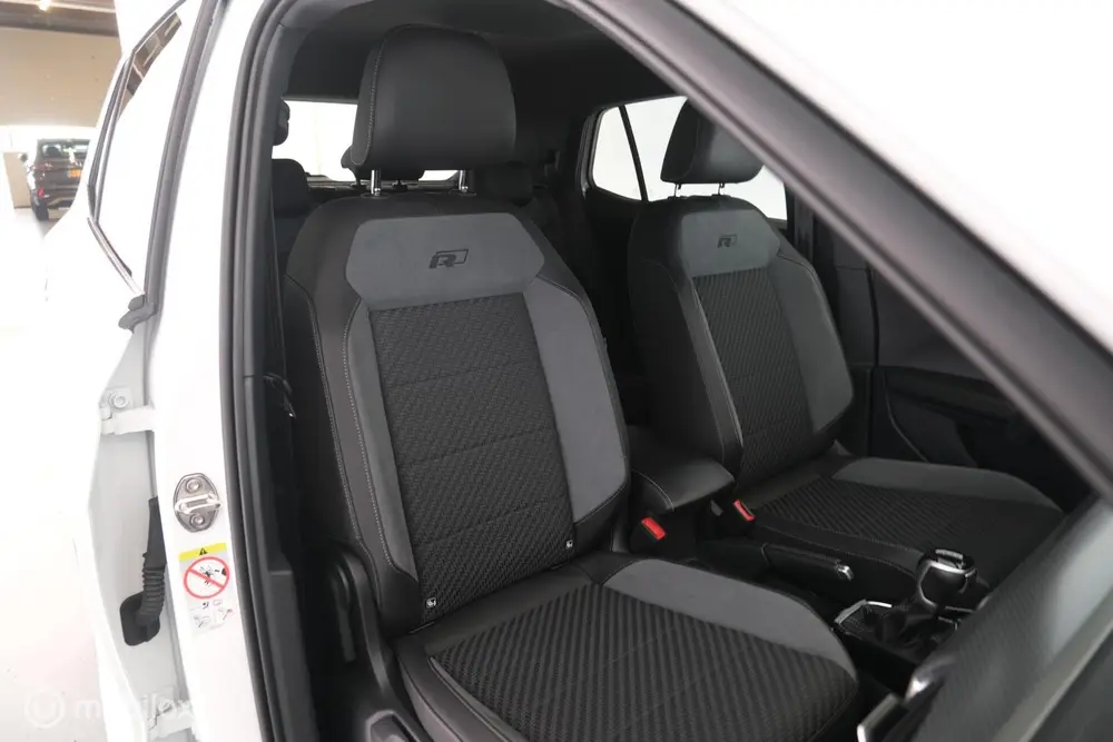 Volkswagen T-Cross 1.0 TSI DSG7 R-Line NL-auto|led|nav|cam|k uit 2022, foto 9