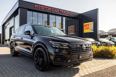 Volkswagen Touareg 3.0 TSi 4MOTION R, Pano, Massage, Trekhaa uit 2022