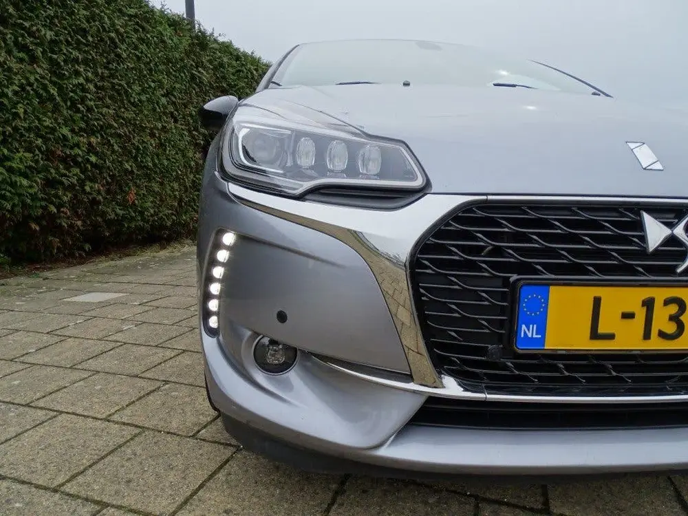 DS Automobiles 3 Ds DS 3 1.2 PT CON. CHIC-Clima-Navi-Led-Blth-Pdc-Came-Trkh uit 2019, foto 5