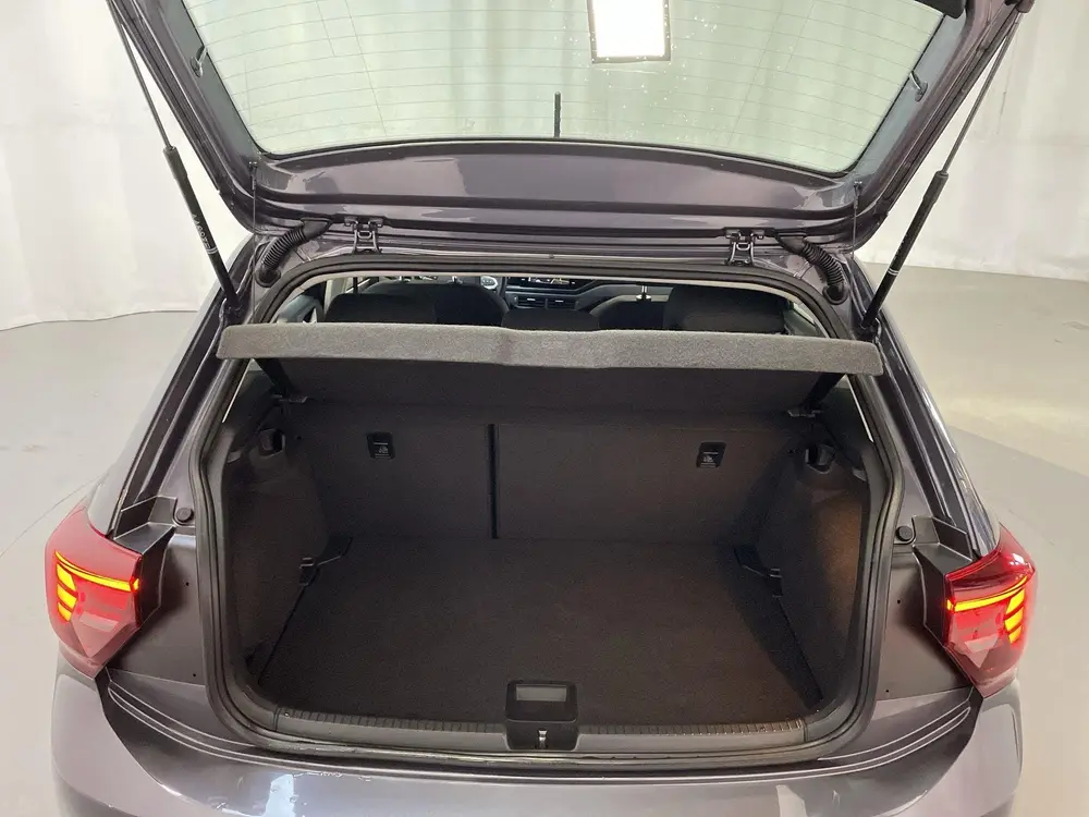 Volkswagen Polo 1.0 TSI Life Virtual Cockpit App-Connect DAB uit 2022, foto 13