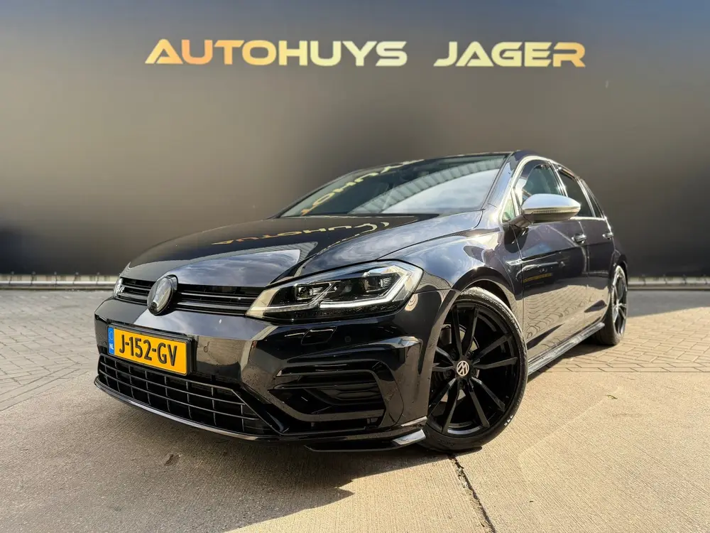 Volkswagen Golf 1.5 TSI Highline Business R Carplay Maxton A uit 2019