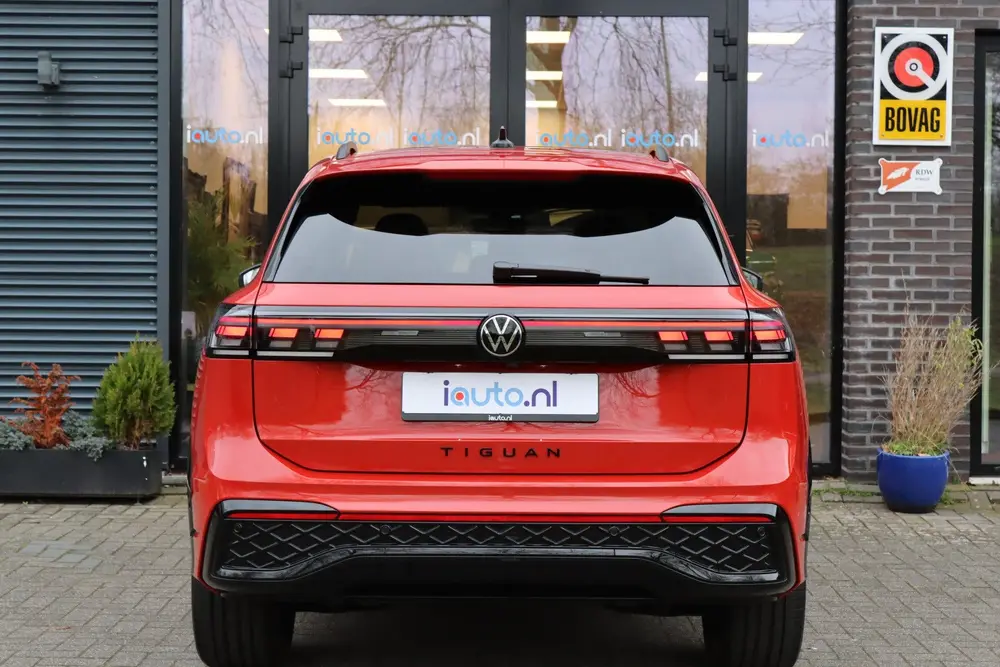 Volkswagen Tiguan 1.5 eHybrid 272pk R-Line Black Style Pano/ uit 2025, foto 8