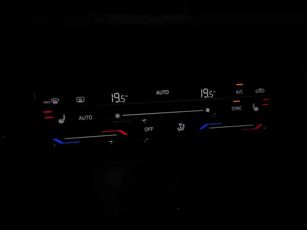 Volkswagen TAIGO 1.5 TSI R-Line Business Pano|Keyless|ACC|La uit 2022, foto 13