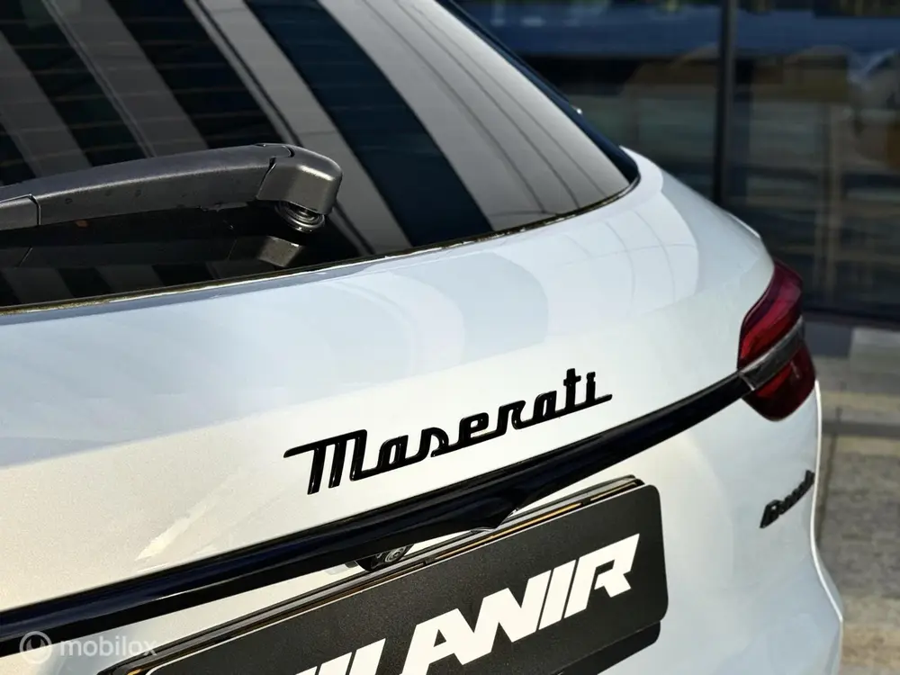 Maserati Grecale 2.0 MHEV Modena |Pano|Sonus|HUD|360|Koeling uit 2023, foto 15