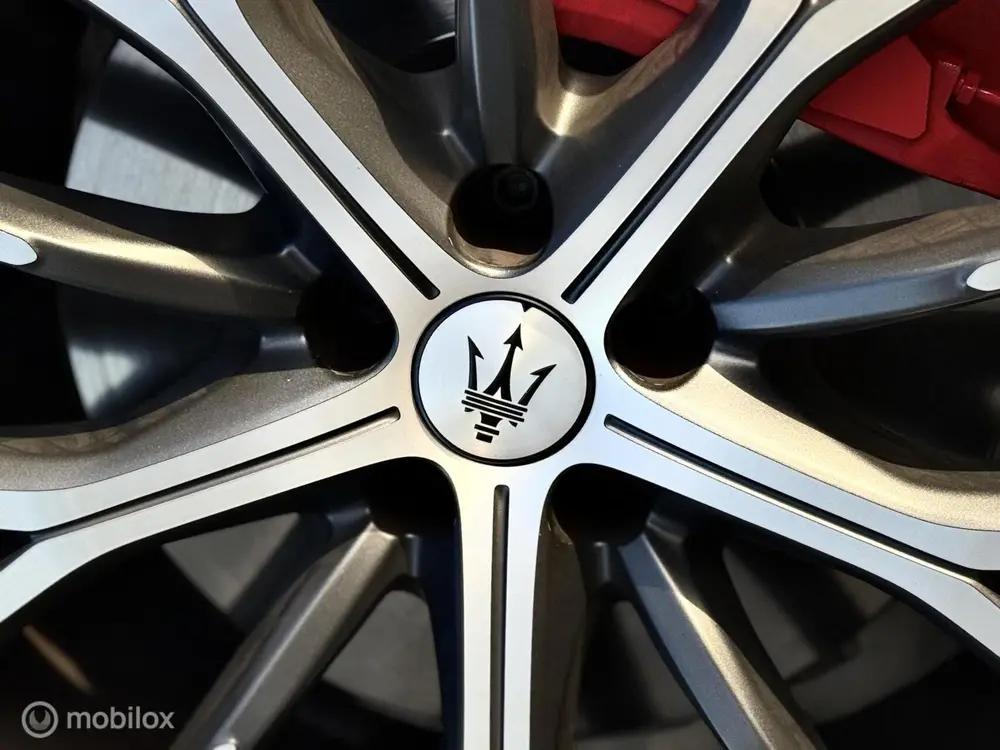 Maserati Grecale 2.0 MHEV Modena |Pano|Sonus|HUD|360|Koeling uit 2023, foto 6