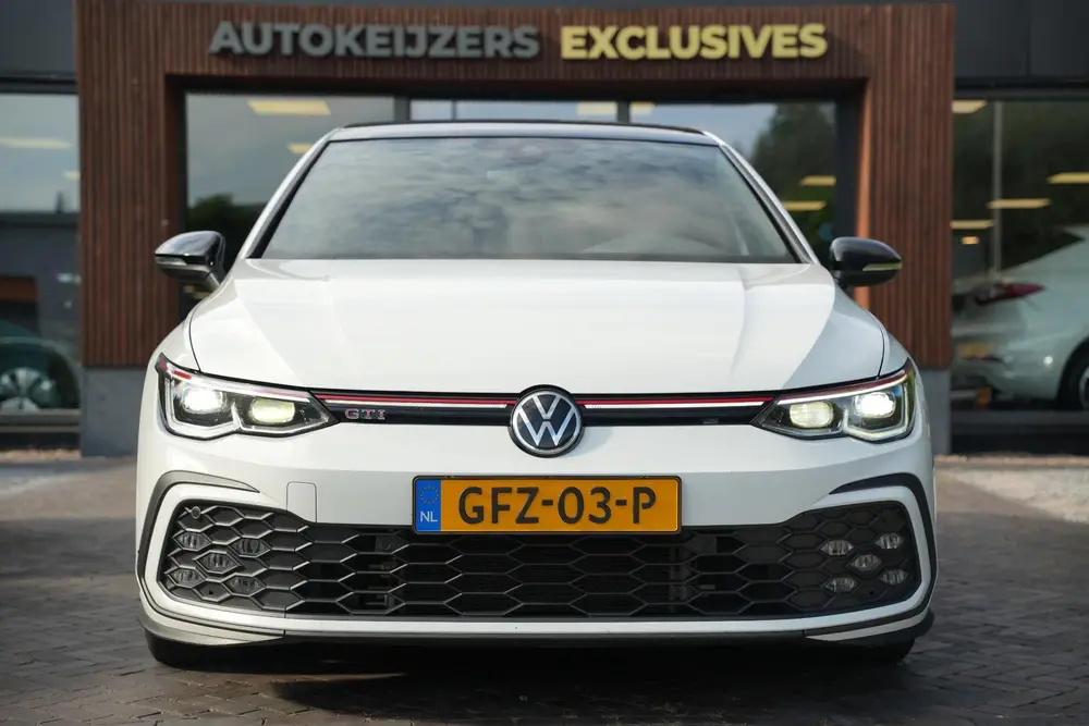 Volkswagen Golf 2.0 TSI GTI Panoramadak IQ Light Stuurverw. uit 2020, foto 3