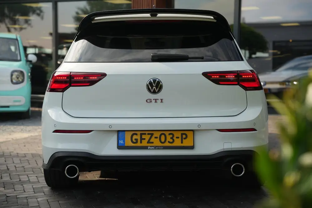 Volkswagen Golf 2.0 TSI GTI Panoramadak IQ Light Stuurverw. uit 2020, foto 8