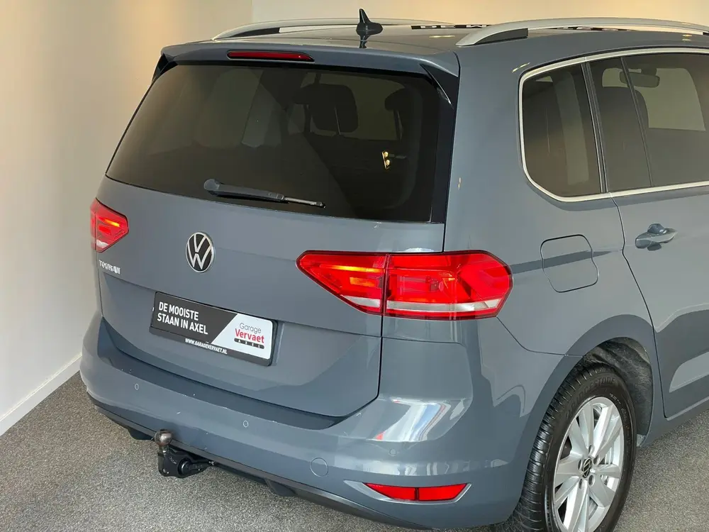 Volkswagen Touran 1.5 TSI Highline uit 2020, foto 12