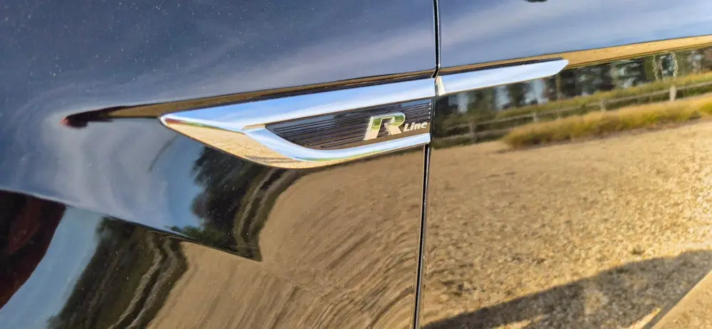 Volkswagen T-Roc Black-Line 2.0TSI 4Motion 2x R-line 7-DSG uit 2019, foto 2