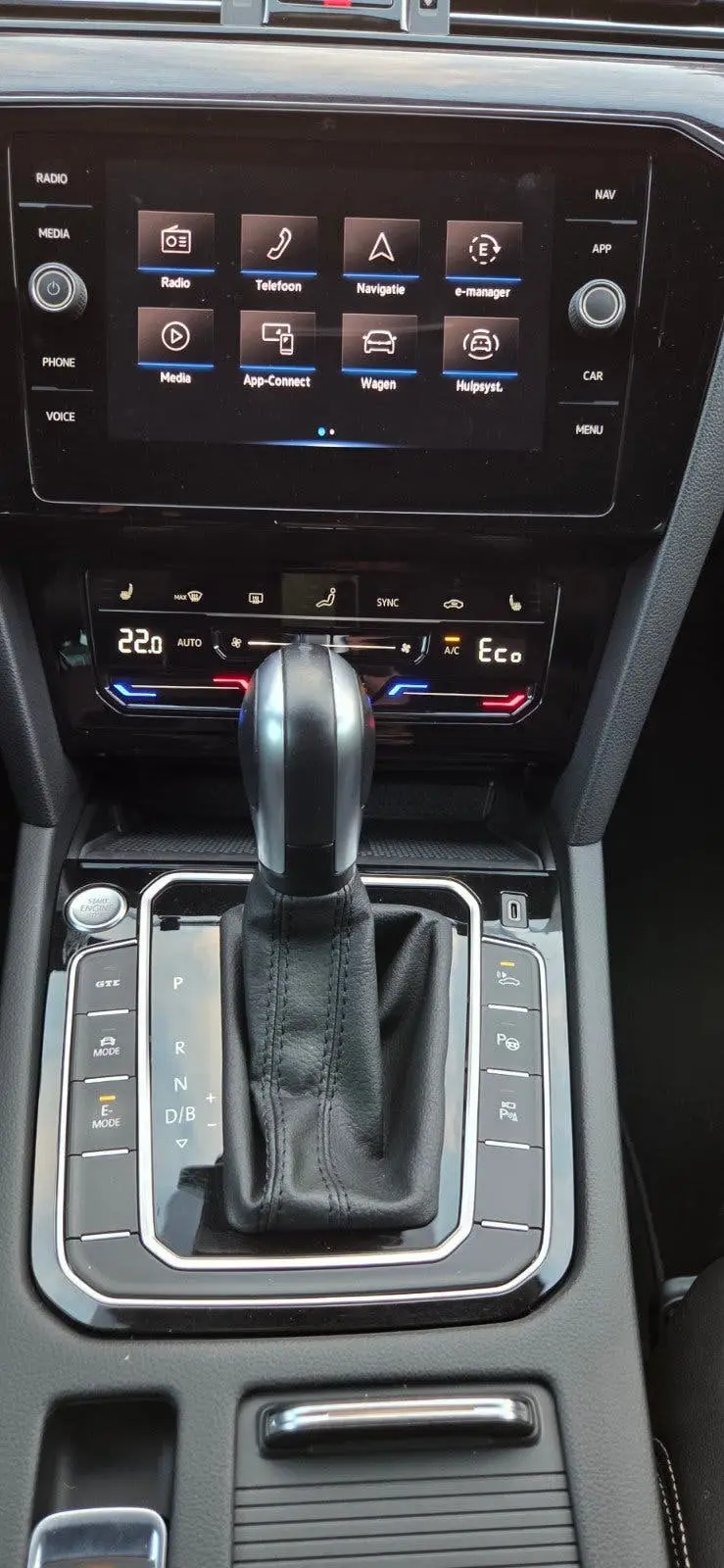 Volkswagen Passat VW Passat GTE 1.4 PHEV R-Line Monterey Matrix IQ uit 2020, foto 15