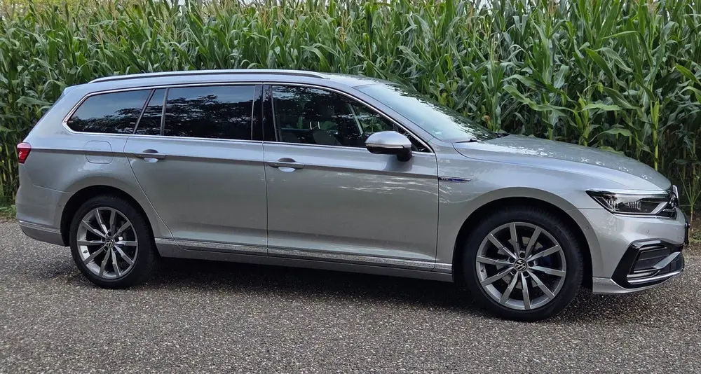 Volkswagen Passat VW Passat GTE 1.4 PHEV R-Line Monterey Matrix IQ uit 2020, foto 8