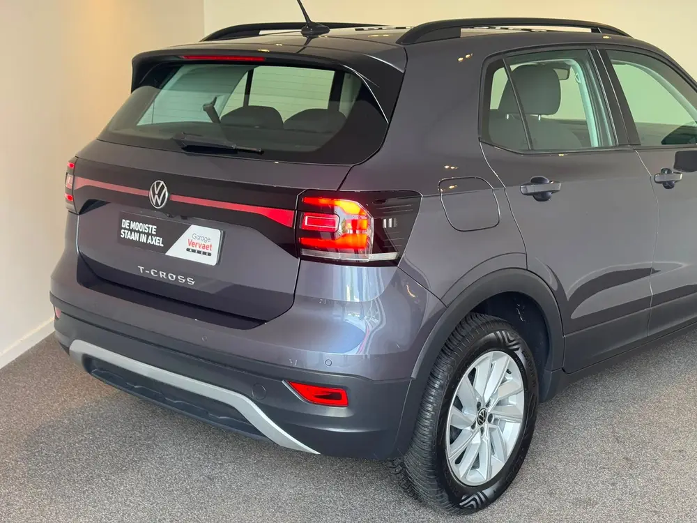 Volkswagen T-Cross 1.0 TSI Life uit 2023, foto 12