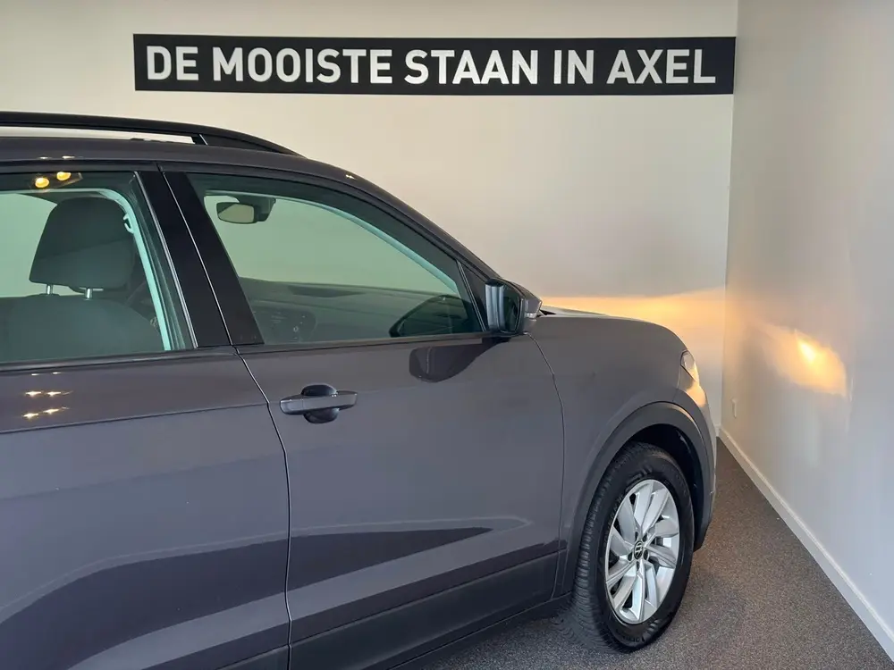 Volkswagen T-Cross 1.0 TSI Life uit 2023, foto 14