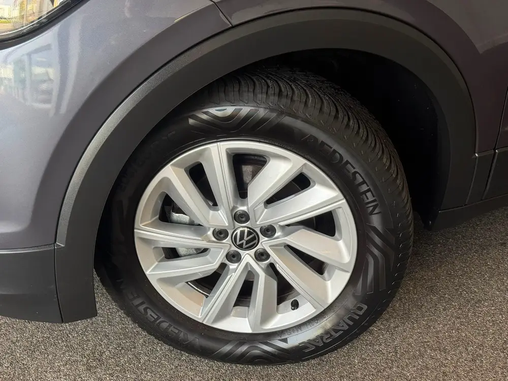 Volkswagen T-Cross 1.0 TSI Life uit 2023, foto 16