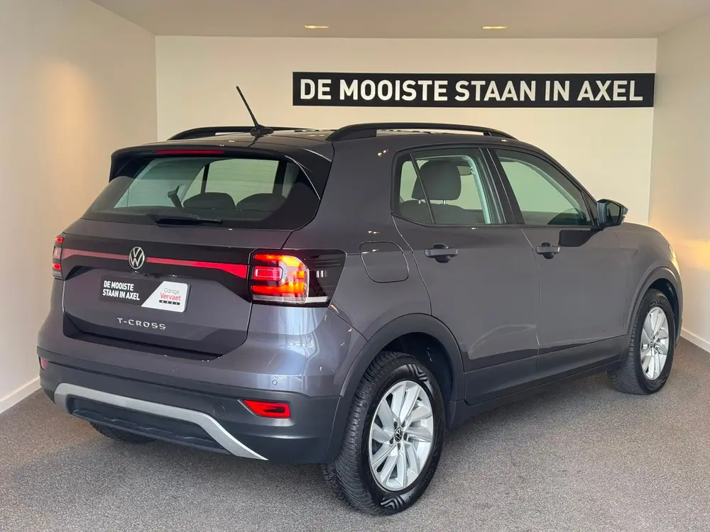 Volkswagen T-Cross 1.0 TSI Life uit 2023, foto 3