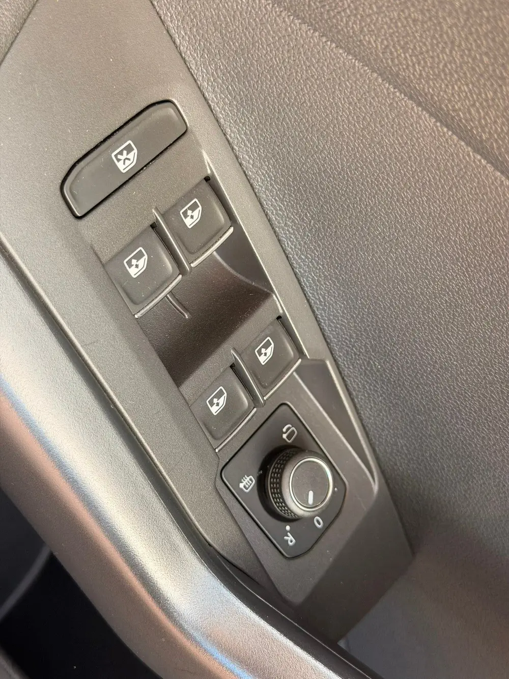 Volkswagen T-Cross 1.5 TSI DSG 18'' Camera Virtual Trekhaak uit 2021, foto 17